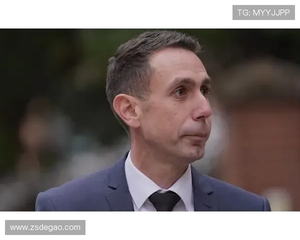 18岁裁判控诉：库特涉嫌诱惑，呼吁依法判刑入狱狱